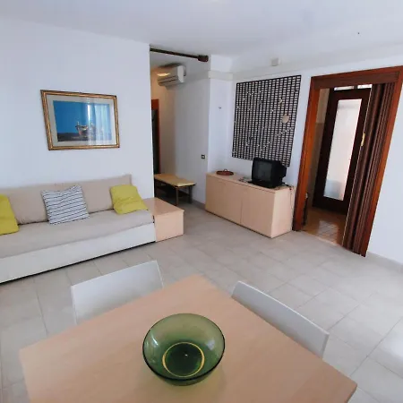 Locazione Turistica Due Torri-1 Apartman *