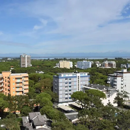 Apartman Locazione Turistica Due Torri-1 *