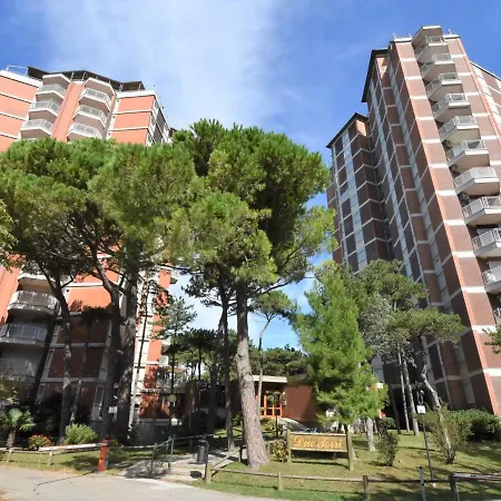 Apartman Locazione Turistica Due Torri-1 *